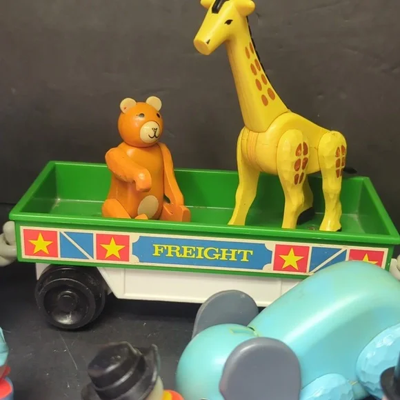 #1 OG Vintage 1973 Fisher Price #991 Little People Train 2581 figures& animals - Picture 6 of 16